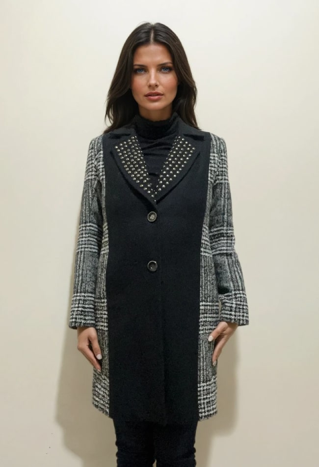 Abrigo de lana con estoperoles en solapa - Imagen 2