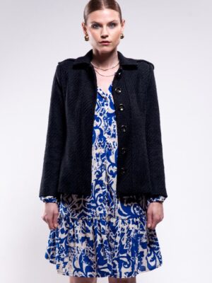 Alternative view of Abrigo de tweed